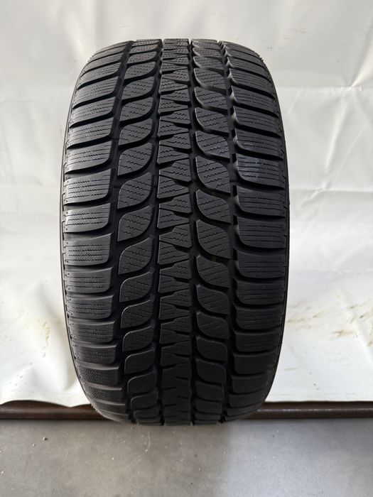 255/35/19 Bridgestone Blizzak LM-25V 96V