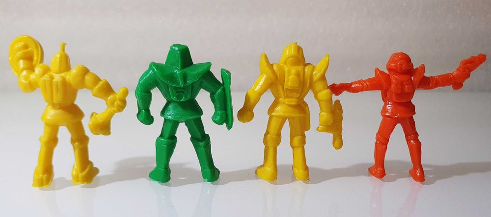Antiga Coleção Completa ~ ”STARSHIP TROOPERS” ~ 16 Monocromáticos 80´s