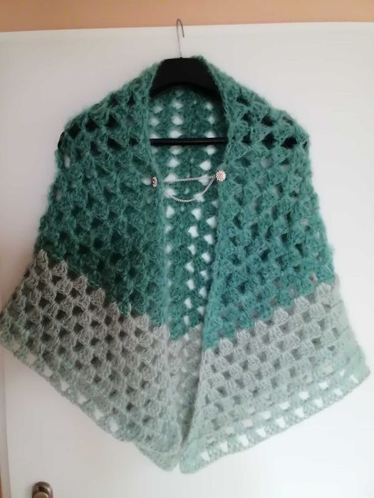Chusta na szydełku handmade z moheru