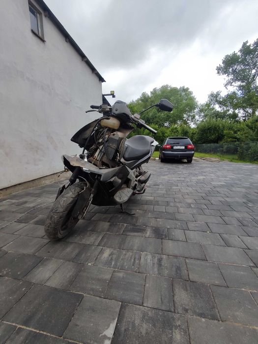 derbi-gp1-125-cz-ci-silnik-ko-a-lampy-amortyzator-i-inne-starzyno