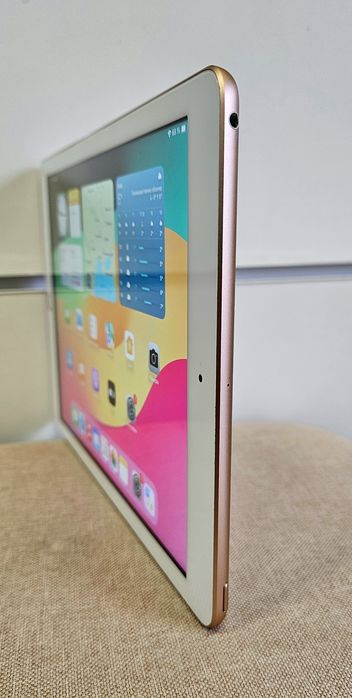 Apple ipad 8th 32gb Wi Fi 10.2 2020 Gold