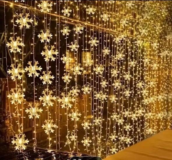 LED-гирлянда «Снежный Дождь» — праздничная подсветка без розетки