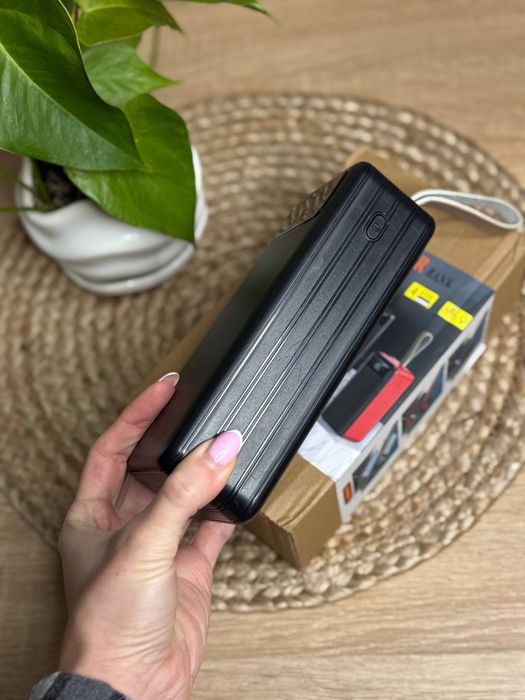 Павербанк 120 000 мАч.