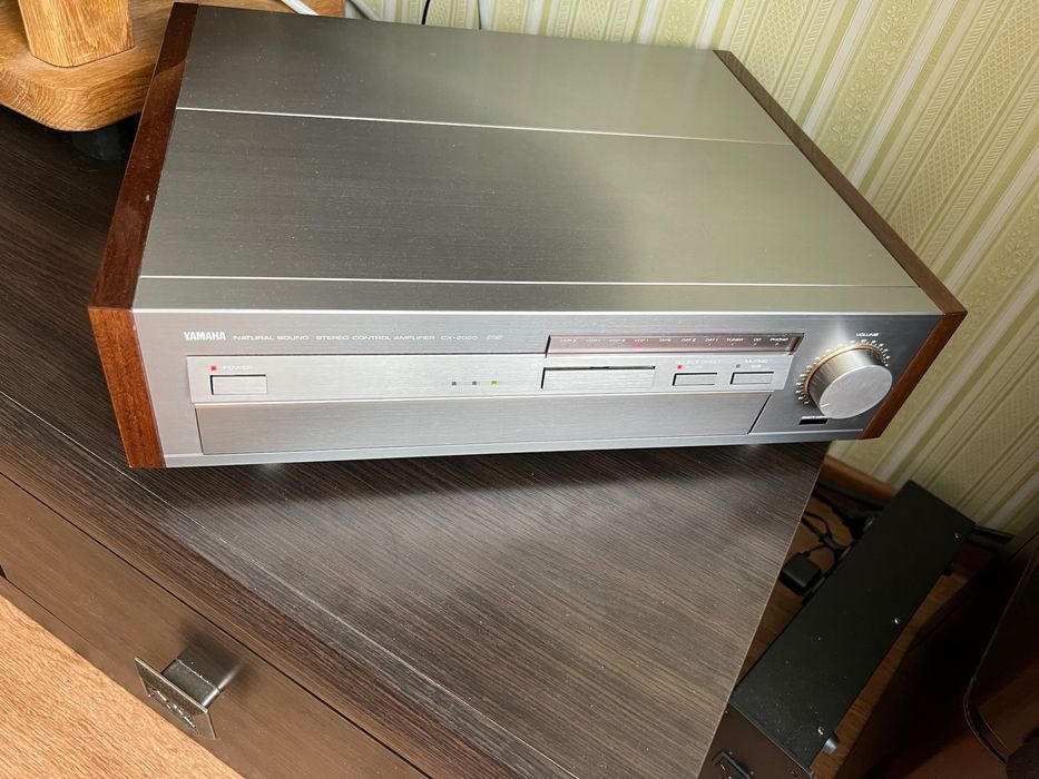 Przedwzmacniacz Yamaha cx 2000