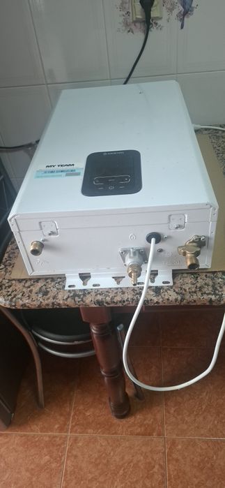 Esquentador da Ariston gás butano 12L