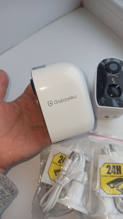 2 шт Камери відеоспостереження зовнішні та внутрішні