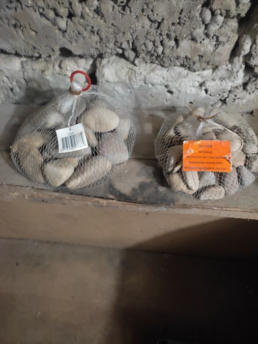 Камінь для акваріума