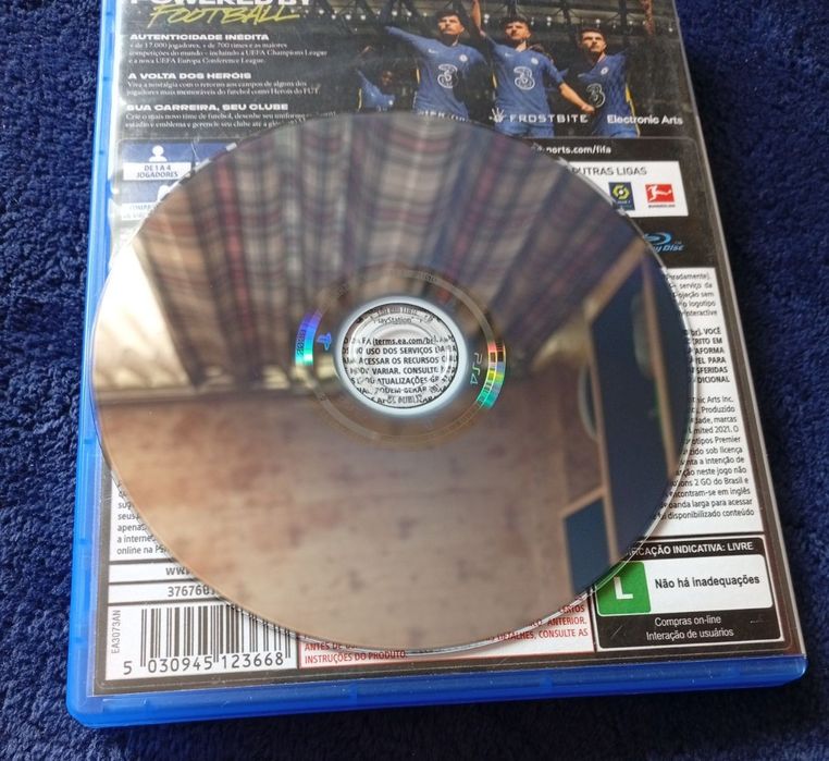 Диск FIFA 22 на PS 4 у відмінному стані