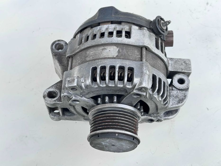 Генератор Toyota auris Avensis T25 Corolla Verso Rav 4 2.0D4D 2.2D4D