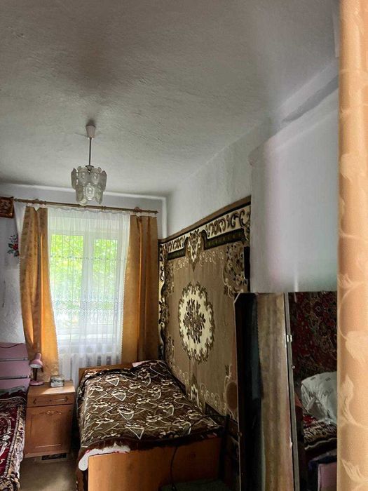 Продаж 1п будинку з ділянкою 36 соток в с.Садове