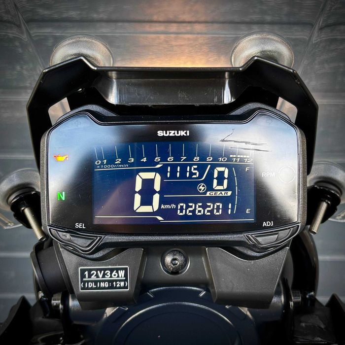 Продам мотоцикл Suzuki V-Strom 250 (0120)