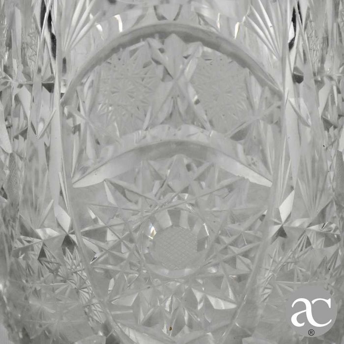 Garrafa em cristal estilo Val Saint Lambert, com gargalo em prata espanhola