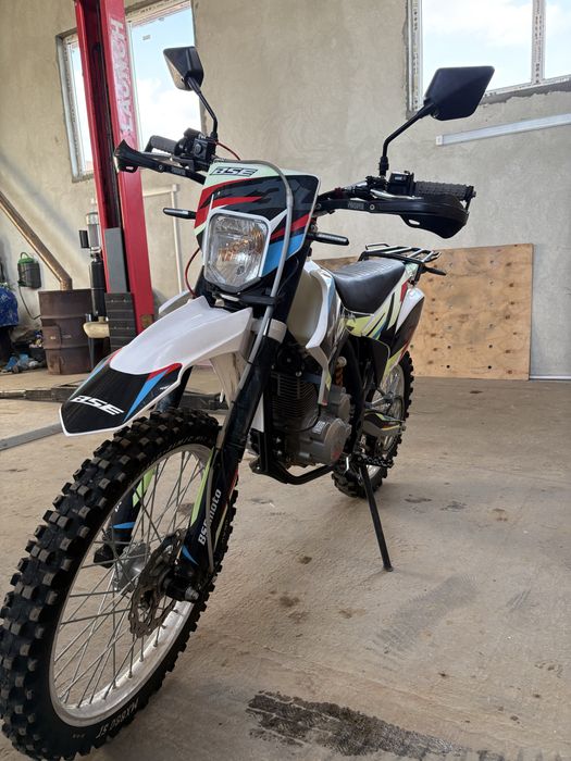 Мотоцикл BSE j3d