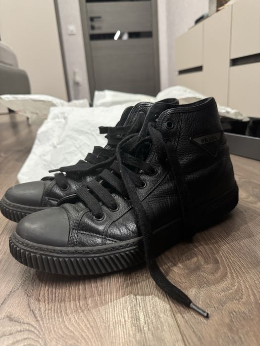 Шкіраяні високі кросівки PRADA Stratus чорні (оригінал)