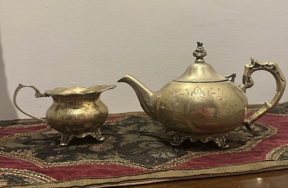 Mosiądz czajnik mlecznik