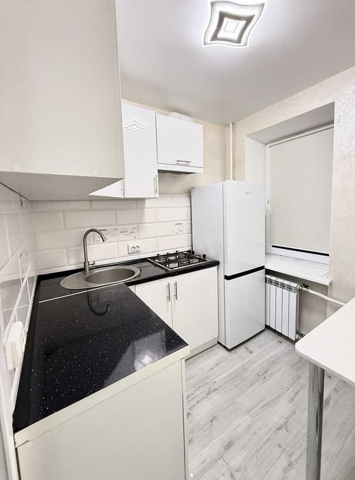 1-к. квартира по вул. Іванни Блажкевич з євроремонтом.