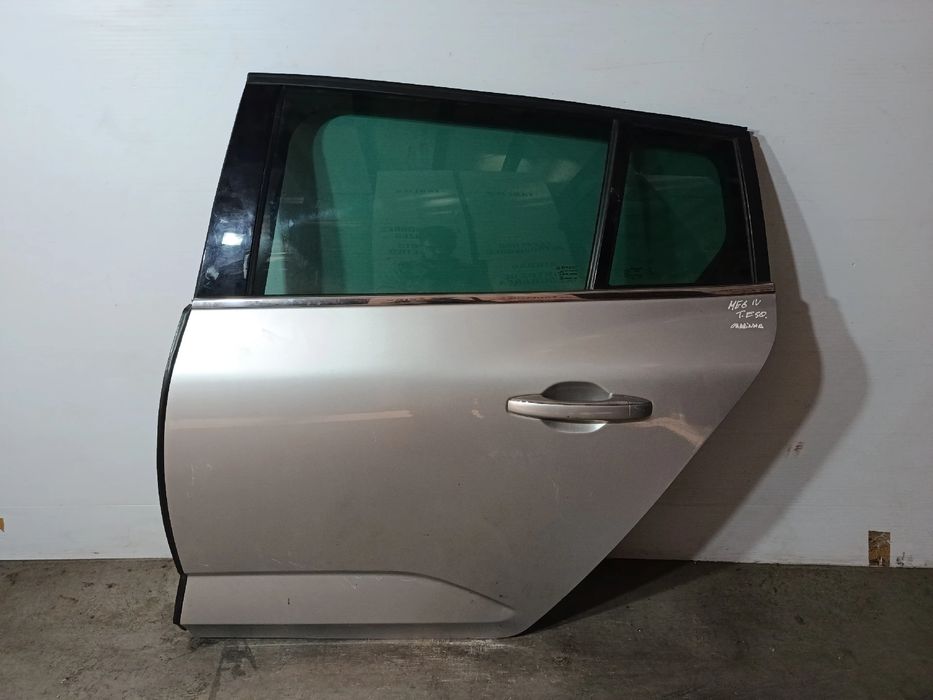 Porta trás esquerda RENAULT Megane IV Grandtour (K9A/M_)