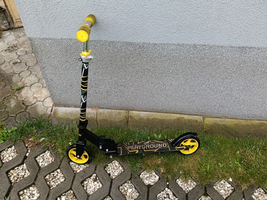 Sprzedam używaną hulajnogę