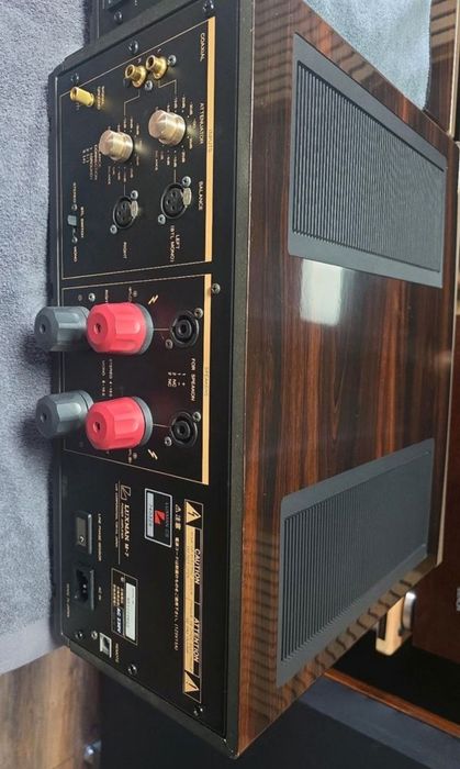 1998 Dzik końcówka mocy i przedwzmacniacz Luxman C-7  i M7 Japan 
Luxm