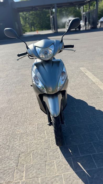 Скутер Honda Dio 110