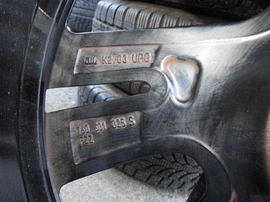 4xAlu VW 20'' 5x112 9J ET33  AUDI Q7 Q8 760 Oryginał Super stan TPMS