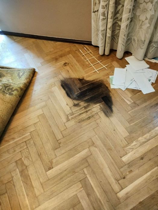 Sprzątanie po zgonie zmarłych zgonach dezynfekcja ozonowanie utylizacja mebli Vector