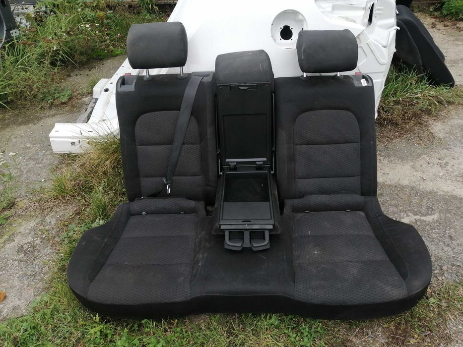 Заднє сидіння диван на Skoda Superb 2008-2015