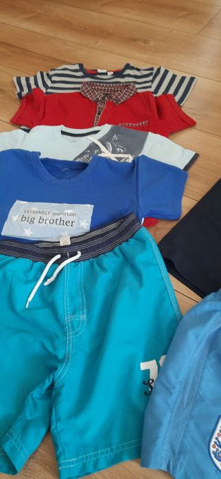 T- shirt plus spodenki