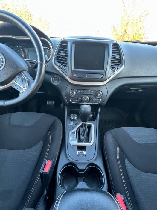 Jeep Cherokee 2016