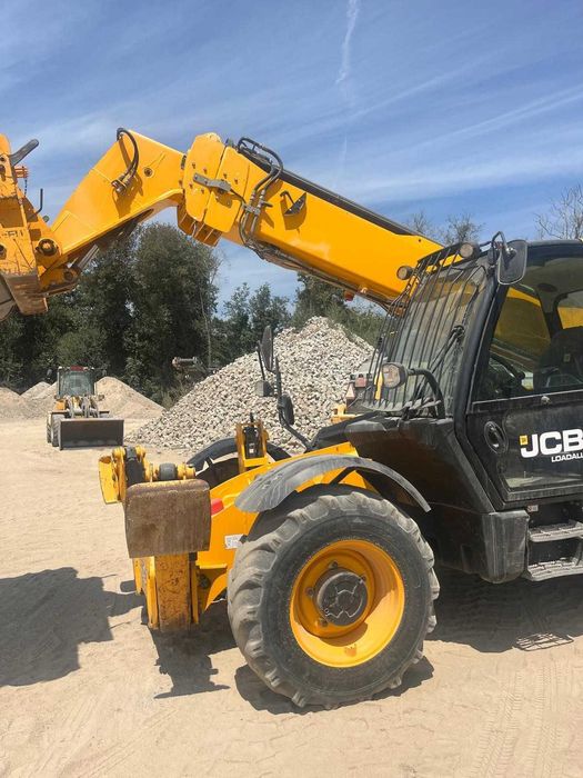 MÁQUINA JCB 535-125