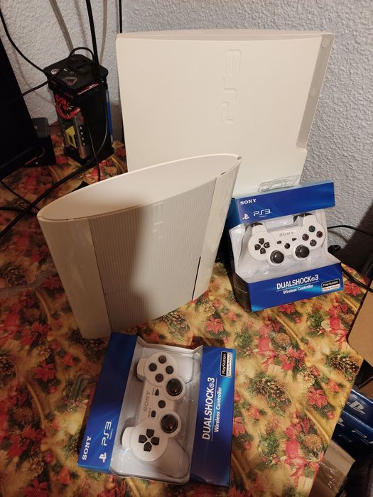 Playstation PS3 1Tb. white біла / red super slim лімітована колекція