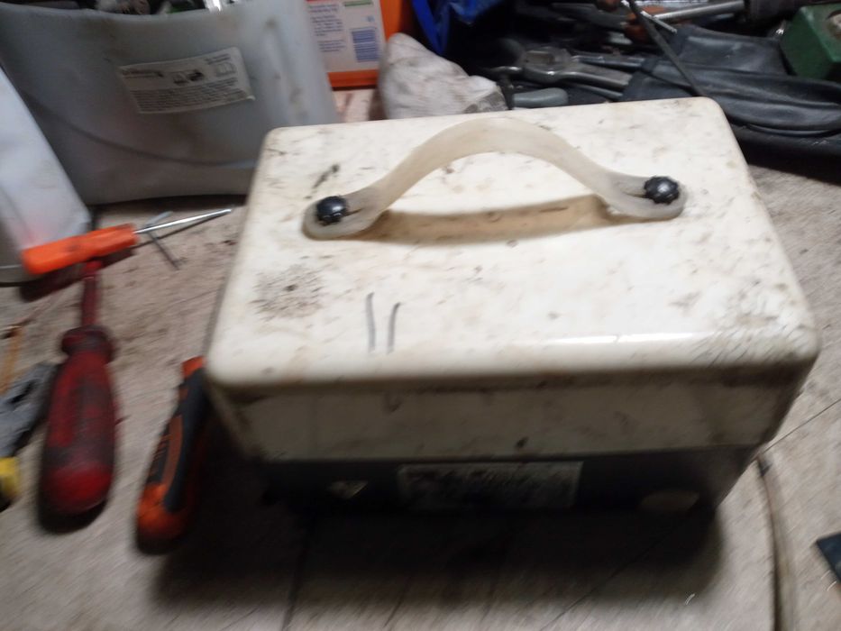 Transformatory z 220v na 24v  stan bardz dobry w obudowie