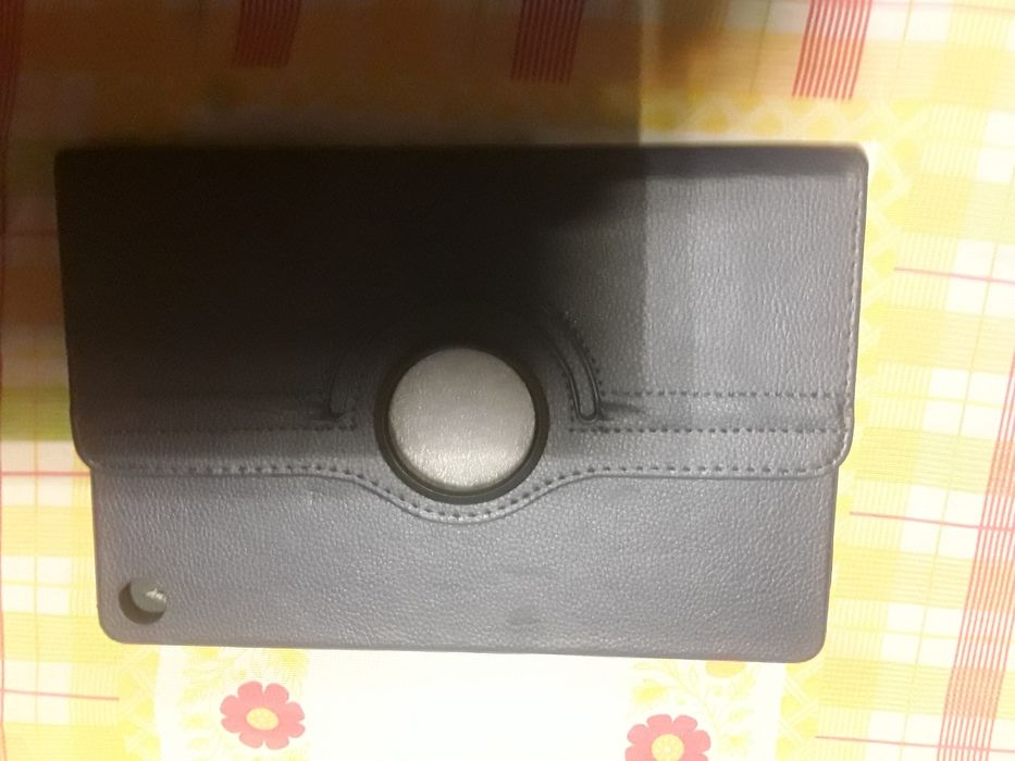 Vendo capa para telemovel e tablet