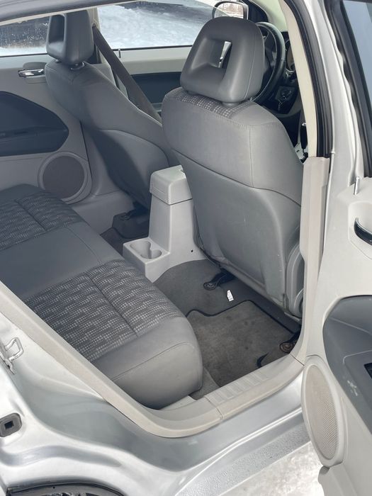 Продам автомобіль Додж калібр