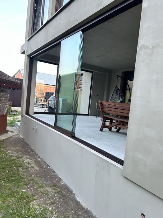 Szyby przesuwne System przesuwny