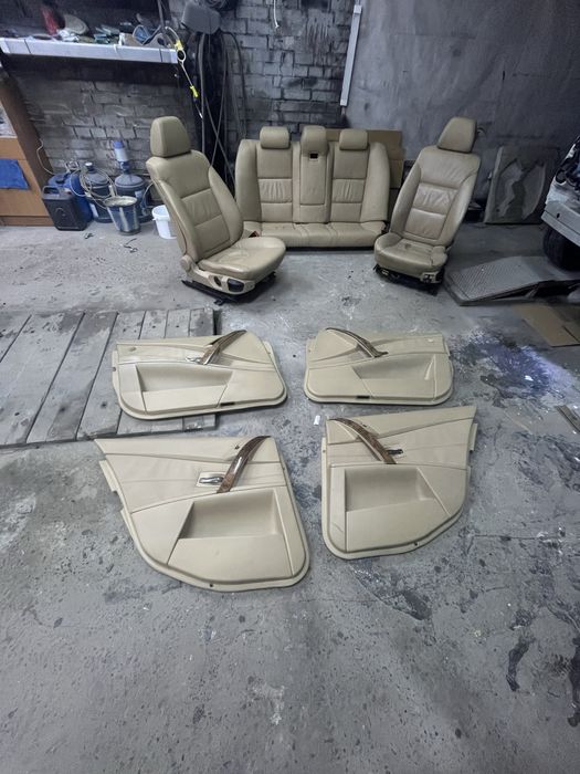 Прдам салон з картами BMW e60