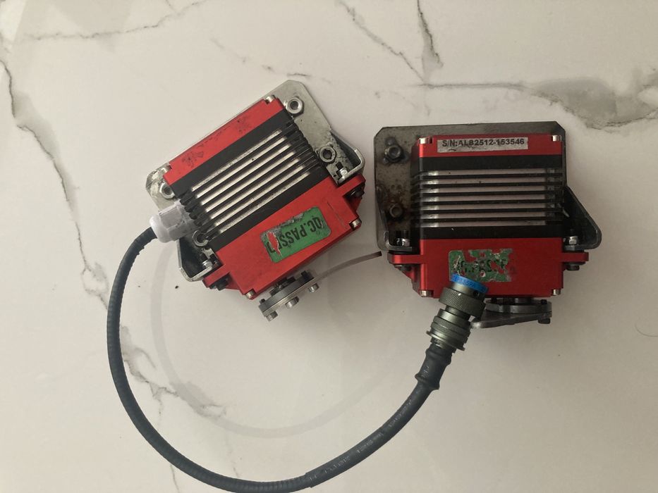 Продам запчастини. блок gps,блок трубки піто.