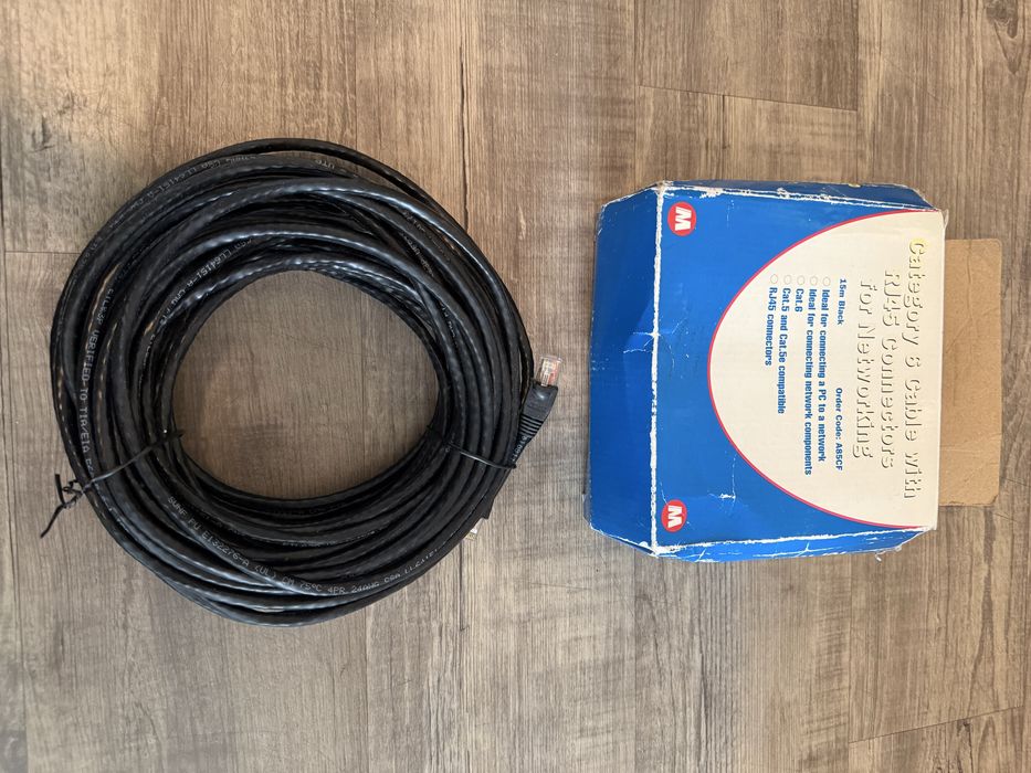 Nowy kabel sieciowy LAN Ethernet Cat.6 RJ45 - 15m czarny (Maplin)