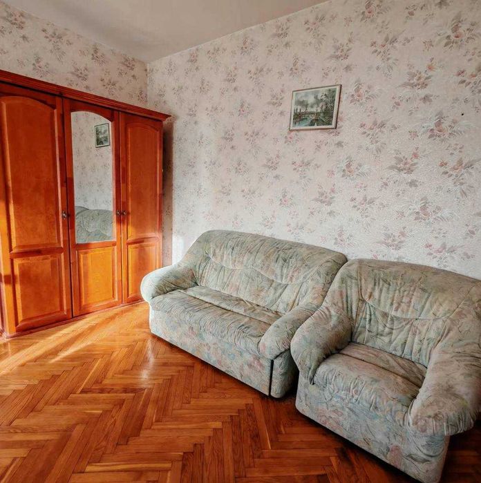 Продається олнокімнатна квартира на Науковій