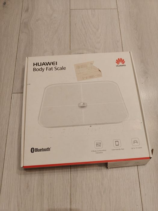 Весы напольные. Ваги на підлогу  Huawei Body Fat Scale AH100