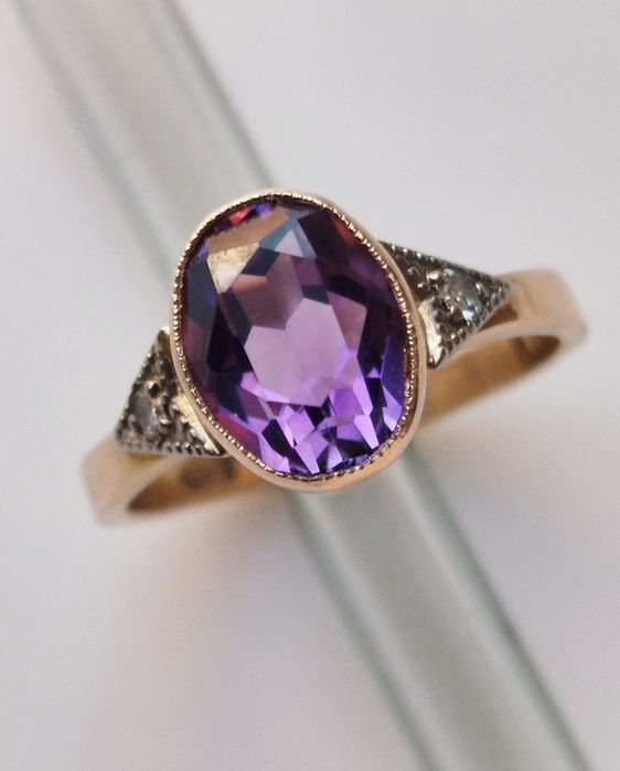 Золотое кольцо с бриллиантами СССР Золота радянська каблучка