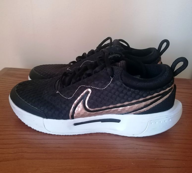 NIKE - 38.5 (Originais, pouco uso)