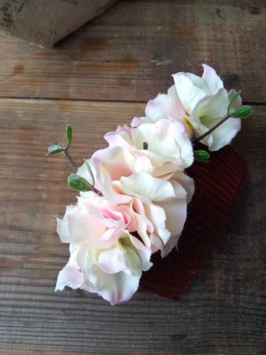 NOWY Grzebyk ozdobny wianek do koka lub innego upięcia