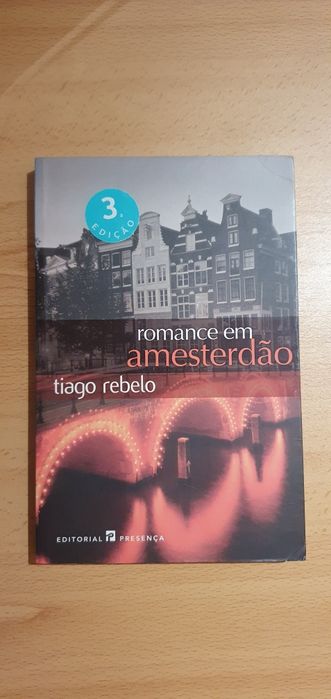 Livro de romance