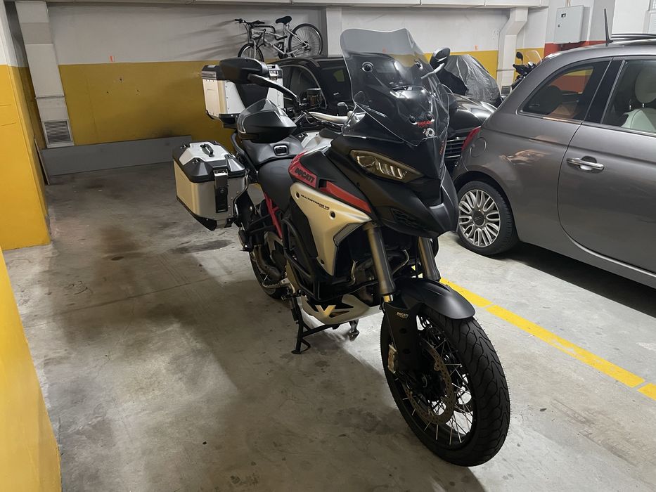 Ducati multistrada V4 Rally
