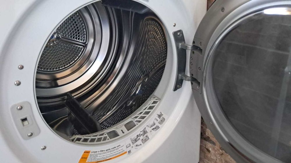 Máquina de secar 8KG LG RC80V9AV2W