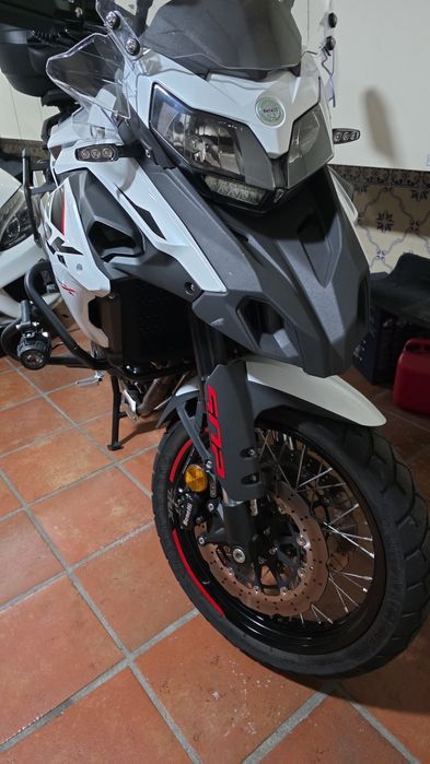 Benelli trk 502x