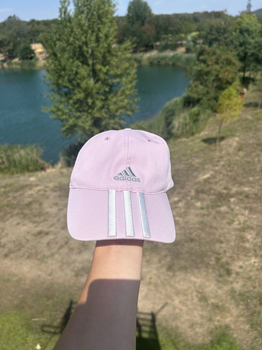 Кепка Adidas жіноча рожева