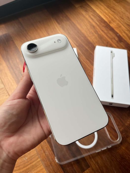 iPhone 17 air jak nowy 256 GB