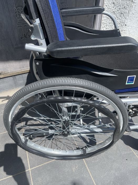 Інвадідна коляска